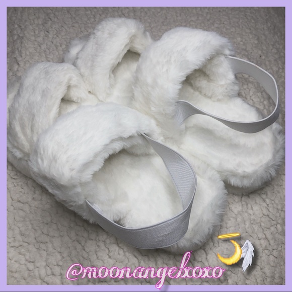 MoonAngel Shoes - 🤍White Faux Fur Slippers with Ankle Strap🤍